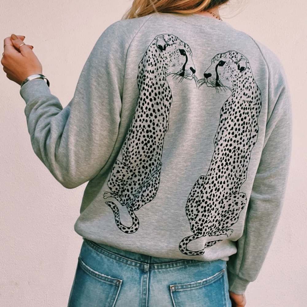 Novella Royale Anniversary Sweatshirt NWT large